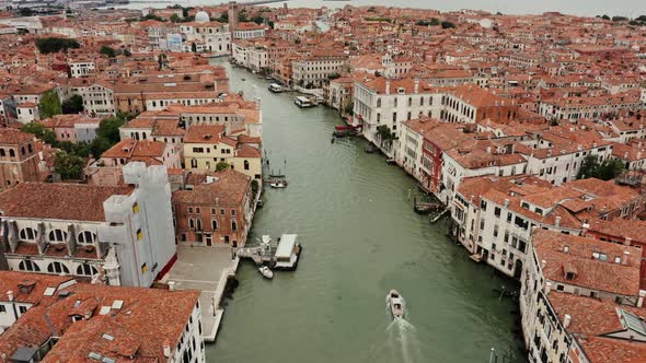 Top View of the Grand Canal with Empty Gondolas Tied to the Pier alt