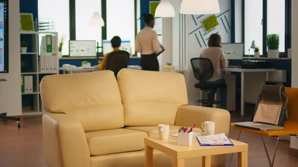 Diverse Business People Working in Modern Start Up Office alt