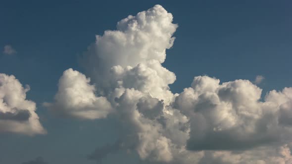 Towering Cumulus Cloud Billows Time Lapse