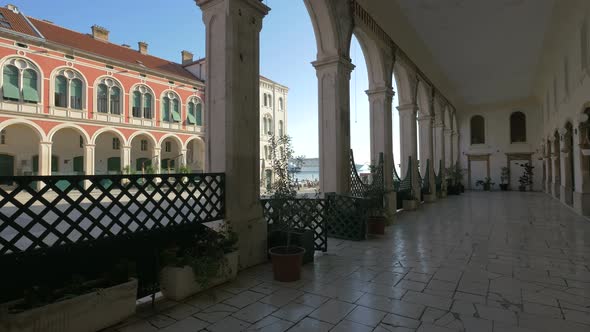 Passageway at Republic Square alt