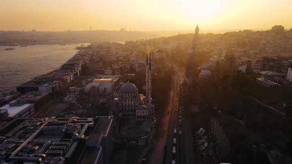 Sunset View Of Istanbul City Transportation alt