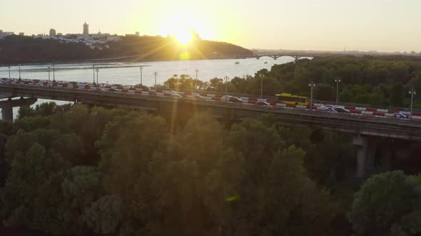 Transport Car Traffic Sunset City Bridge alt
