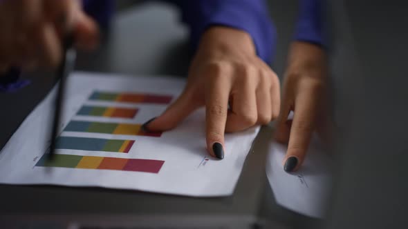 Executive Woman Hands Analyze Diagram Show Finance Chart Information in Office alt