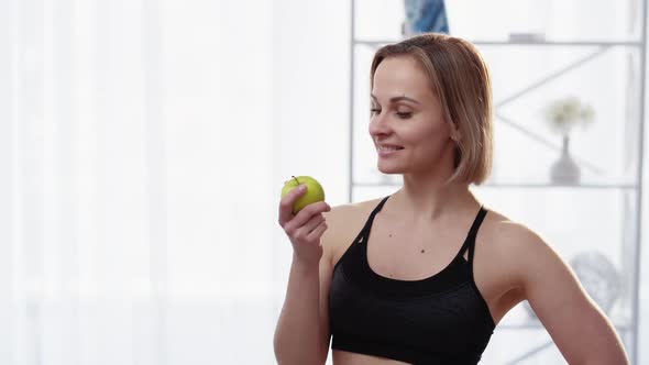Healthy Nutrition Balanced Diet Lady Holding Apple alt