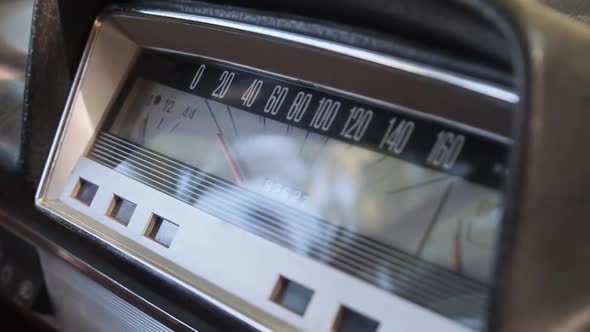 Car Retro Dashboard. Vintage Retro Speedometer and Instrument Panel of Old Car alt