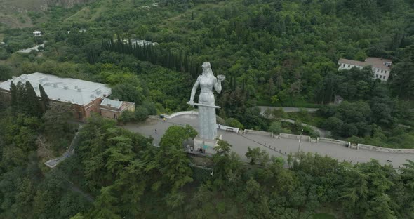 Kartlis Deda monument and a natural lanscape around it - Tbilisi, Georgia. alt