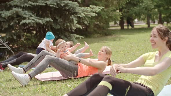 Sit Ups with Baby alt