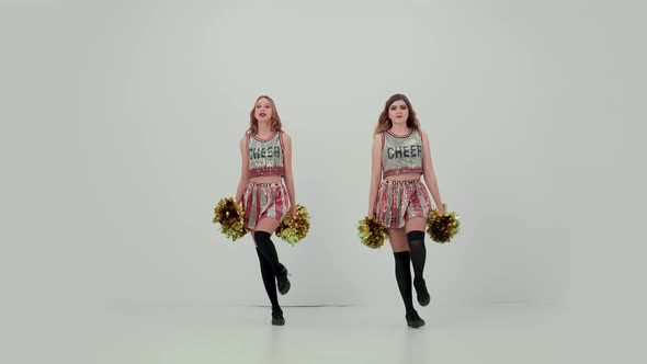 Cheerleader Team Performance alt