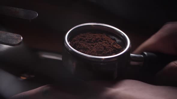 making coffee with a machine, ground coffee alt