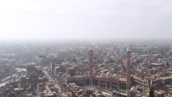 panoramic view of the city mosque