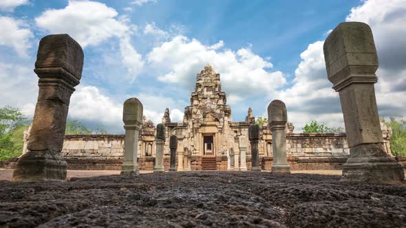 Castle Of Prasat Sadok Kok Thom