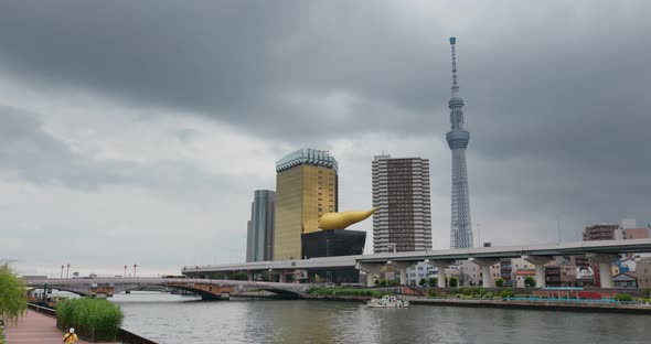Tokyo Sky-tree in Asakusa District alt