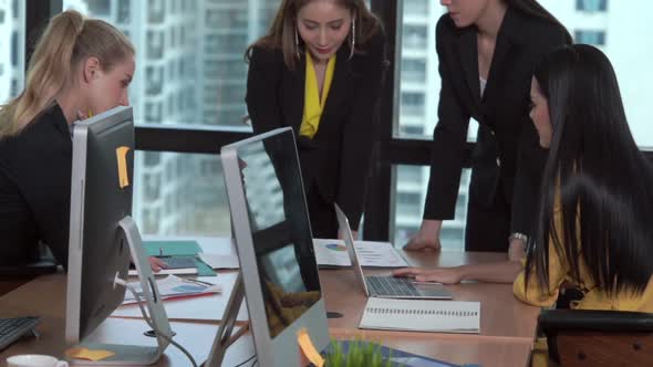 Group Meeting of Professional Businesswomen Thinking with New Project Planning alt