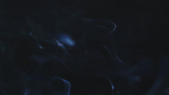 Smoke (4K) alt