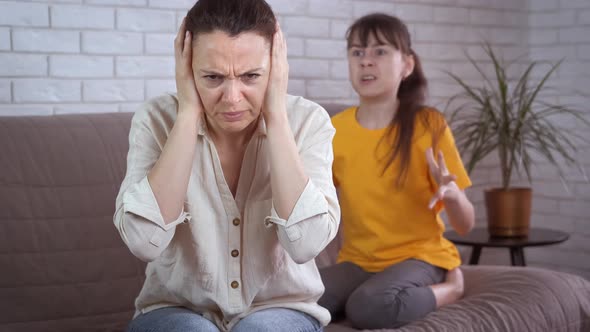 Teen Conflict with Mother alt