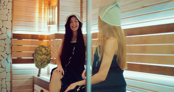 Young and Beautiful Girls in the Sauna alt