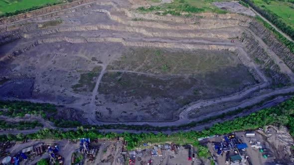 Open Pit Mine Dumpers Quarrying Extractive Industry Stripping Work alt