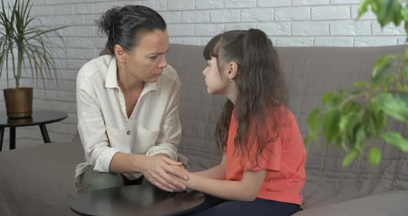 Child on Conversation Session alt