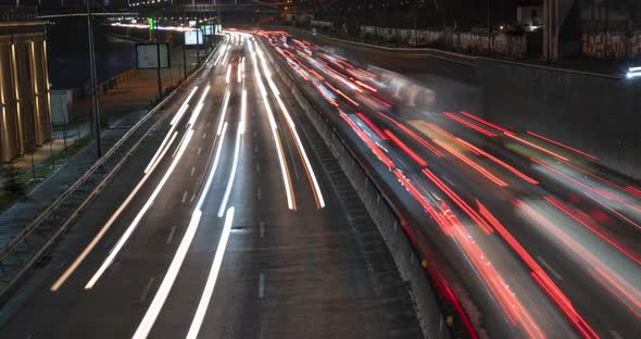 Traffic in the City at Night alt