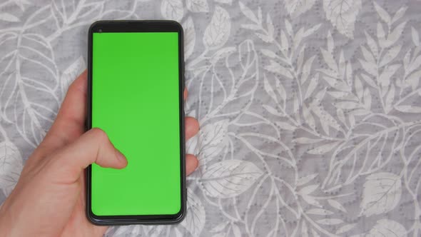 Smartphone Left Hand Green Screen alt