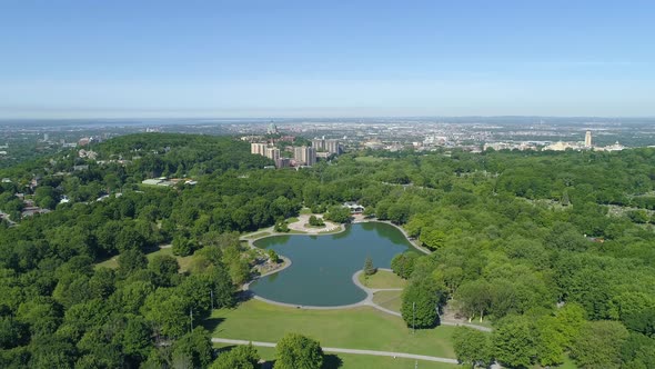 Aerial view of the Beaver Lake, Montreal alt