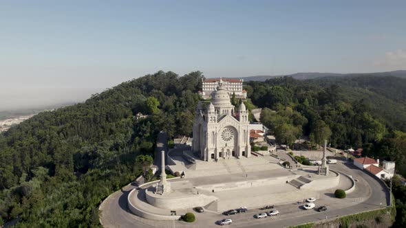 Hilltop neo-byzantine Santa Luzia Sanctuary, Viana do Castelo, Norte Region, Portugal alt