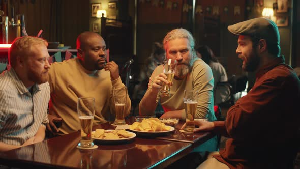 Friends Drinking Beer Together alt