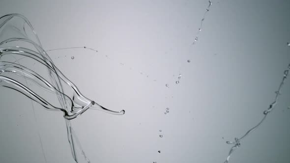 Water splash in midair, Slow Motion alt