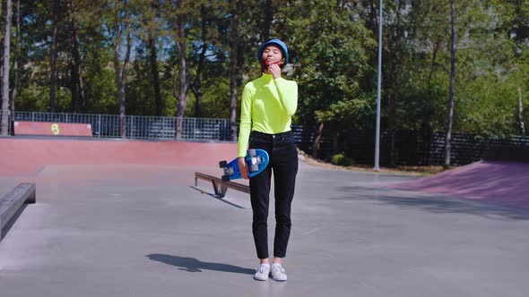 Coronavirus Time Beautiful Lady in the Middle of alt