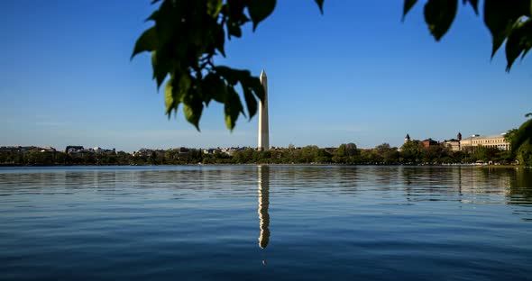 Washington Monument Reflecting On The Lake 27B