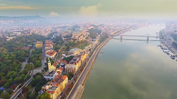 Historical Buda Castle Near the Danube on Castle Hill in Budapest, Hungary alt