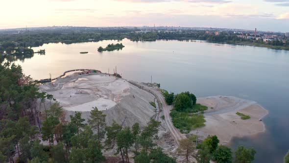 Modern Technologies for Extracting and Cleaning Sand alt