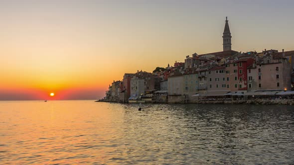 Time Lapse Sunset at Rovinj Croatia alt