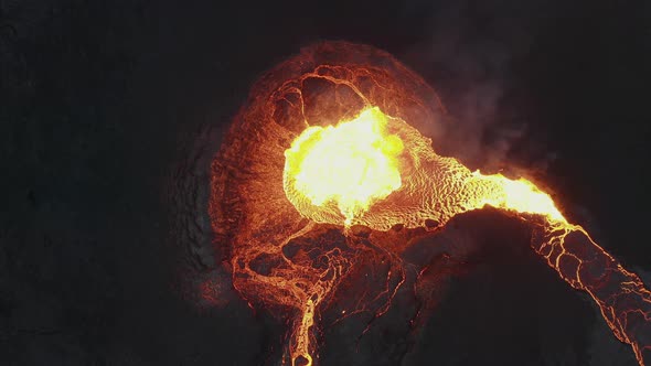 Lava Flow From Erupting Fagradalsfjall Volcano In Reykjanes Peninsula Iceland alt