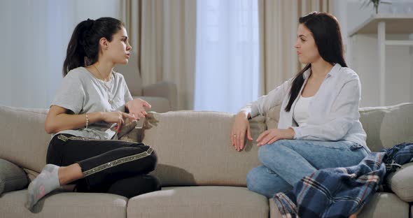 Closeup Mature Woman Listening Concentrated Her alt