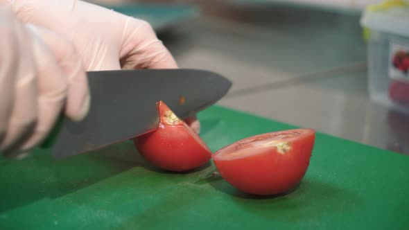 Hands Cutting Tomatoes alt