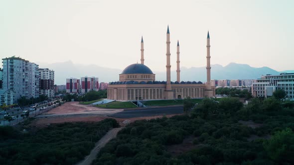 Blue Mosque Wit Four Minarets and Modern European City Landscape alt
