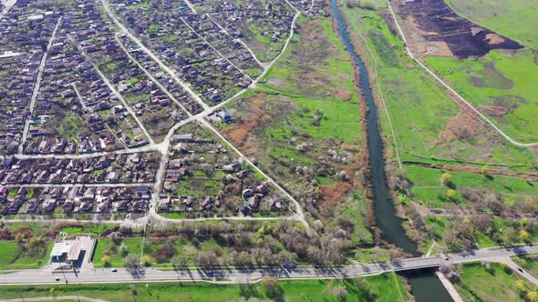 Aerial view of the settlement. You can see the houses on the banks of the river