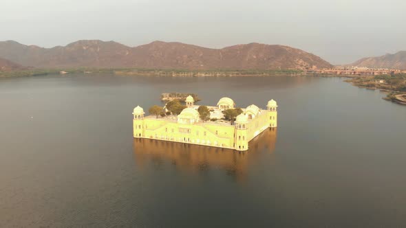 Jal Mahal palace in the middle of Man Sagar Lake in Jaipur city - aerial alt