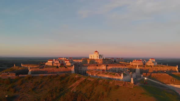 Pulling back from the fort of Nossa Senhora da Graça alt
