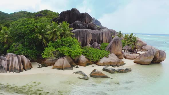 Seascapes of the seychelles alt