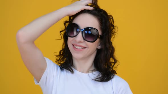 Cute Girl Portrait in Sunglasses alt