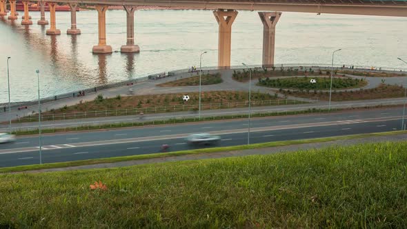 Traffic on the bridge