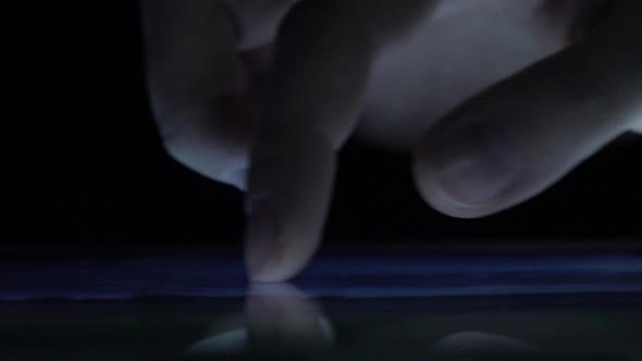 Person Hand Increases on Screen Digital Tablet, Black alt