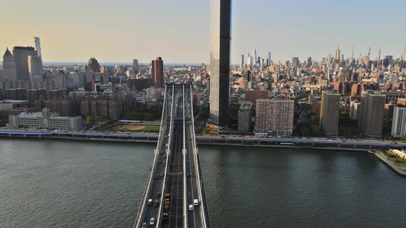 Aerial View of Lower Manhattan, New York Over Manhattan Bridge alt