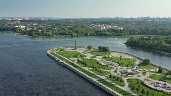 Park Strelka and Volga River in Yaroslavl Russia alt