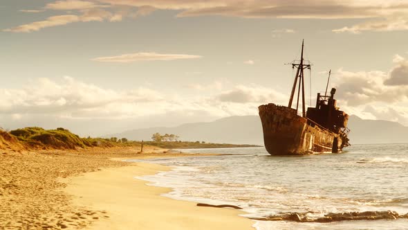 Shipwreck Gythio Beach Greece alt