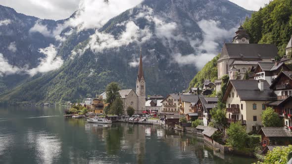 Time-lapse video of Hallstatt village in Austrian Alps