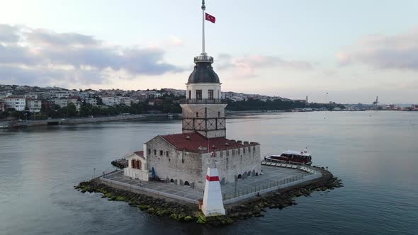 Maiden's Tower alt