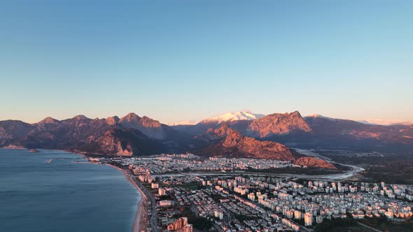 The City at The Foot of the Mountains Antalya Turkey Aerıal Vıew 4 K alt
